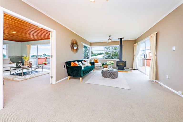 Photo of property in 42 Gordon Avenue, Milford, Auckland, 0620