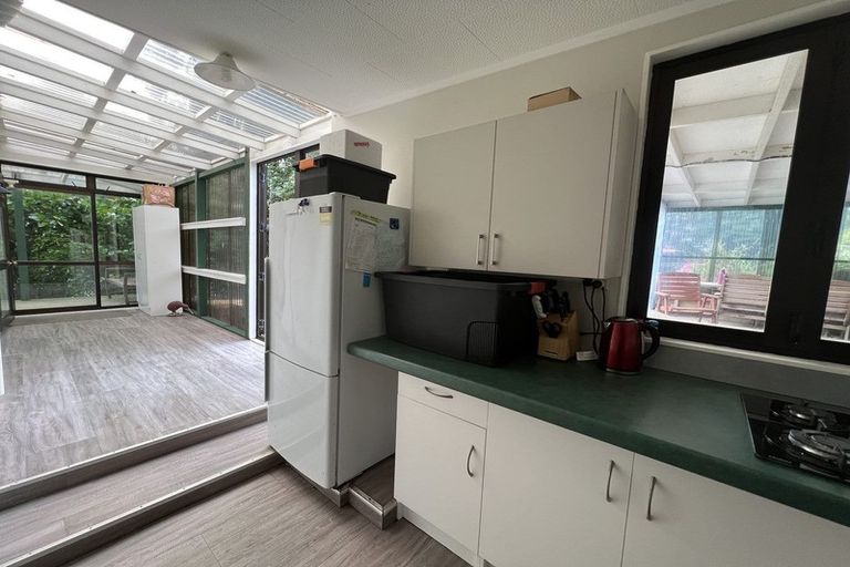 Photo of property in 3 North Street, Mokau, 4376