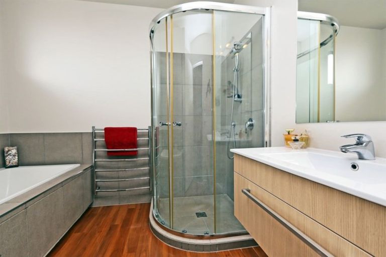 Photo of property in 33a Meeanee Quay, Westshore, Napier, 4110