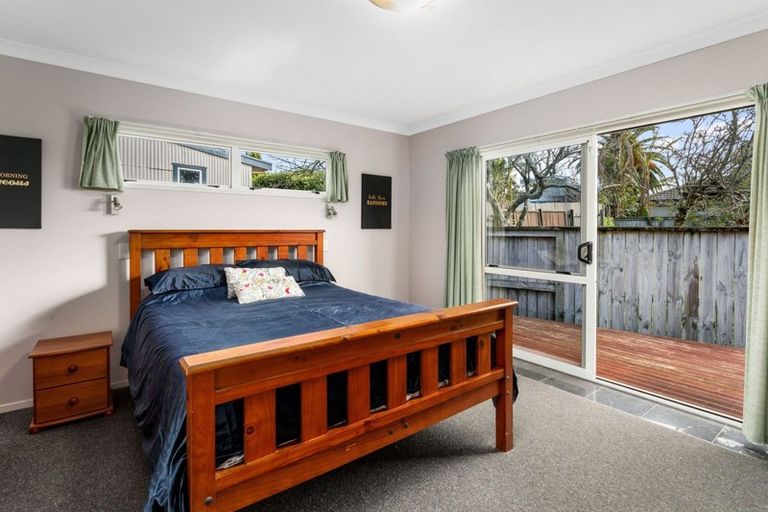 Photo of property in 15a Roretana Drive, Athenree, Katikati, 3177