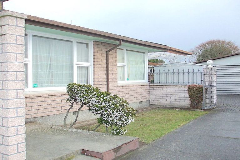 Photo of property in 11 Aileen Place, Upper Riccarton, Christchurch, 8041