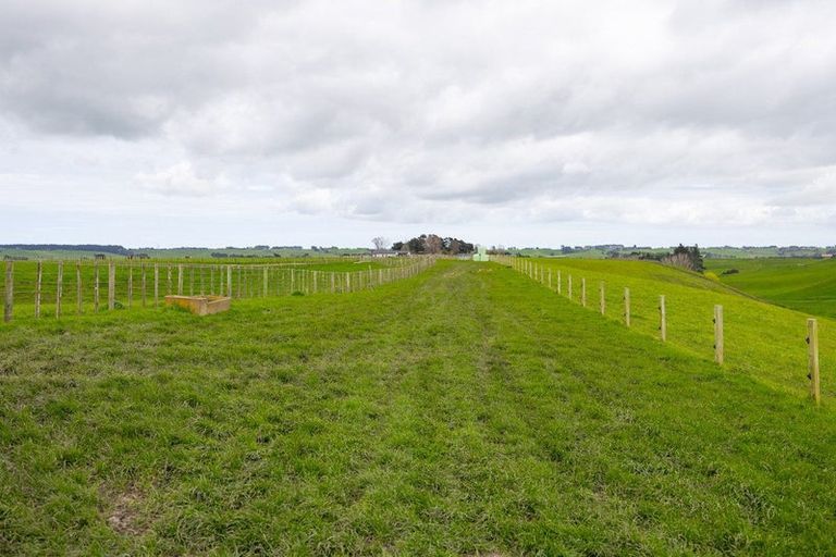 Photo of property in 234 Sandon Road, Feilding, 4779