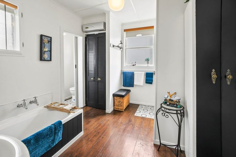 Photo of property in 9 Corbett Street, Paeroa, 3600