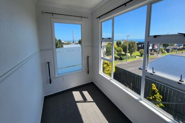 Photo of property in 51 South Road, Blagdon, New Plymouth, 4310