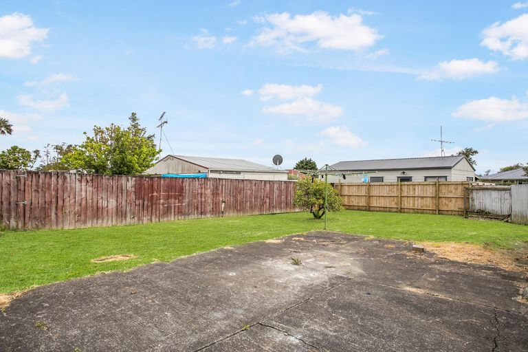 Photo of property in 14 Boundary Road, Clover Park, Auckland, 2019