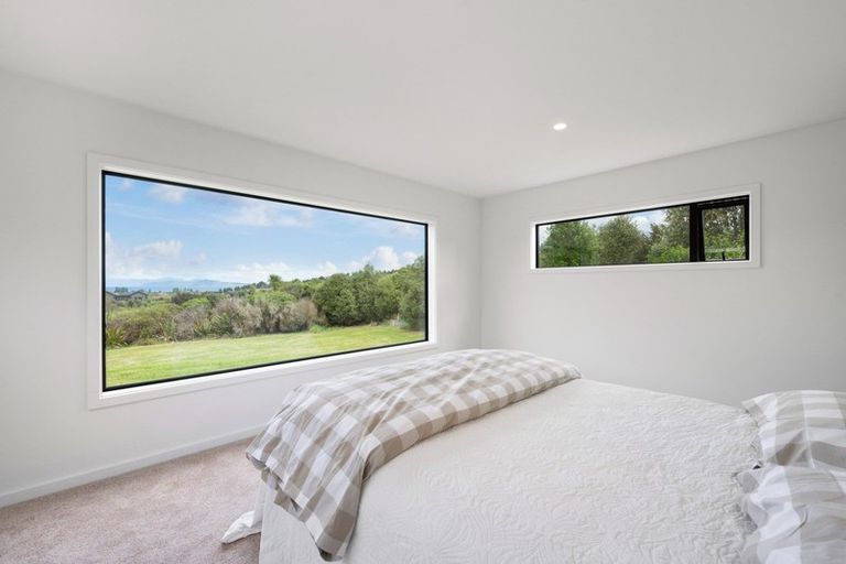 Photo of property in 42 Lacebark Drive, Kinloch, Taupo, 3377
