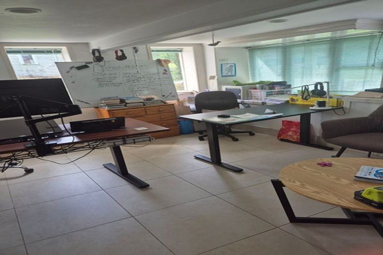 Photo of property in 1/22 Richards Avenue, Forrest Hill, Auckland, 0620