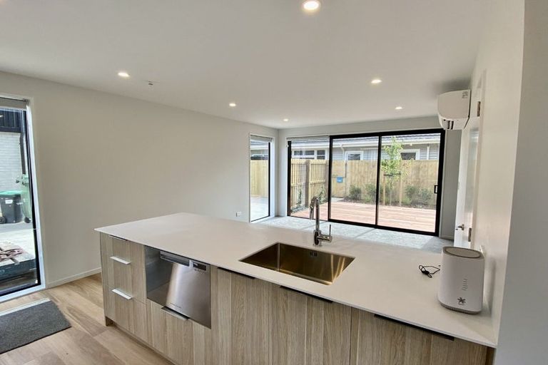 Photo of property in 2/167 Innes Road, St Albans, Christchurch, 8052