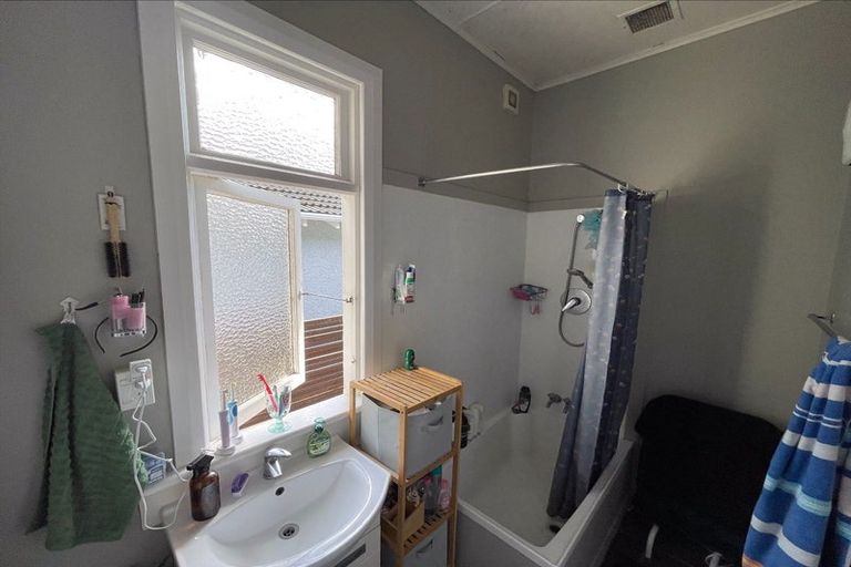 Photo of property in 51b Peter Street, Caversham, Dunedin, 9012