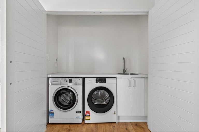 Photo of property in 2136d Cove Road, Mangawhai, Kaiwaka, 0573