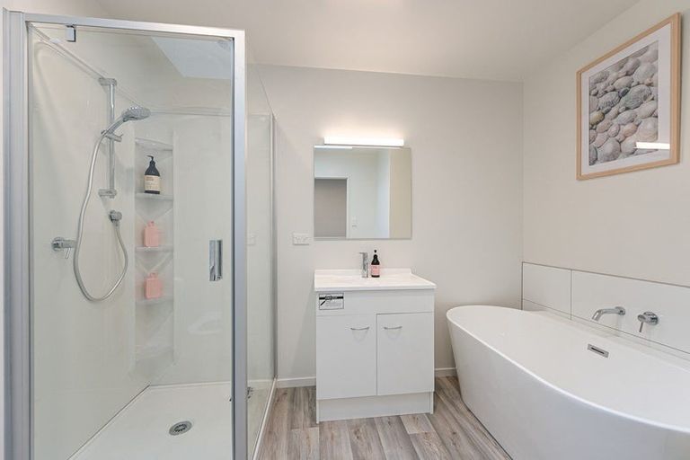 Photo of property in 5/1062 Frankton Road, Frankton, Queenstown, 9300