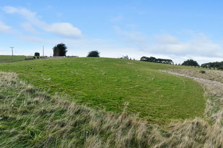 Photo of property in 147 Akatore Road, Taieri Beach, Taieri Mouth, 9091