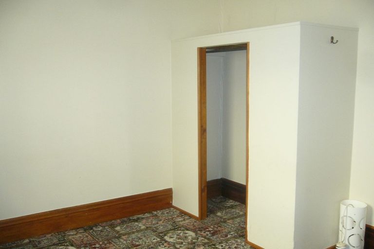 Photo of property in 16-18 Levy Street, Mount Victoria, Wellington, 6011