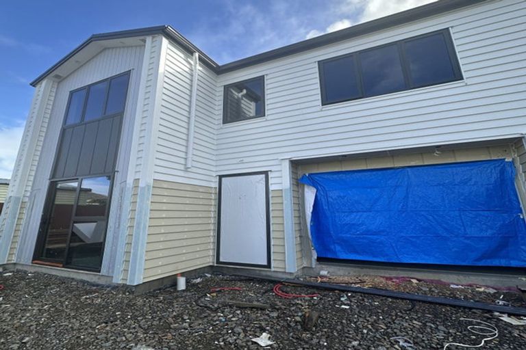 Photo of property in 8 Gardiner Grove, Mangere East, Auckland, 2024
