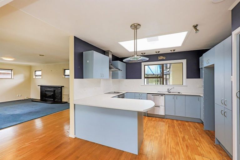 Photo of property in 24 Jervois Road, Jervoistown, Napier, 4112