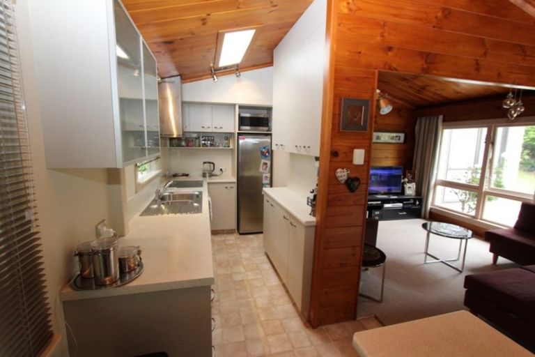 Photo of property in 28a Whanake Street, Titahi Bay, Porirua, 5022