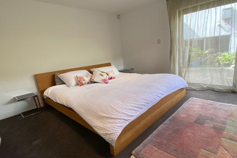 Photo of property in 2 Commodore Parry Road, Castor Bay, Auckland, 0620