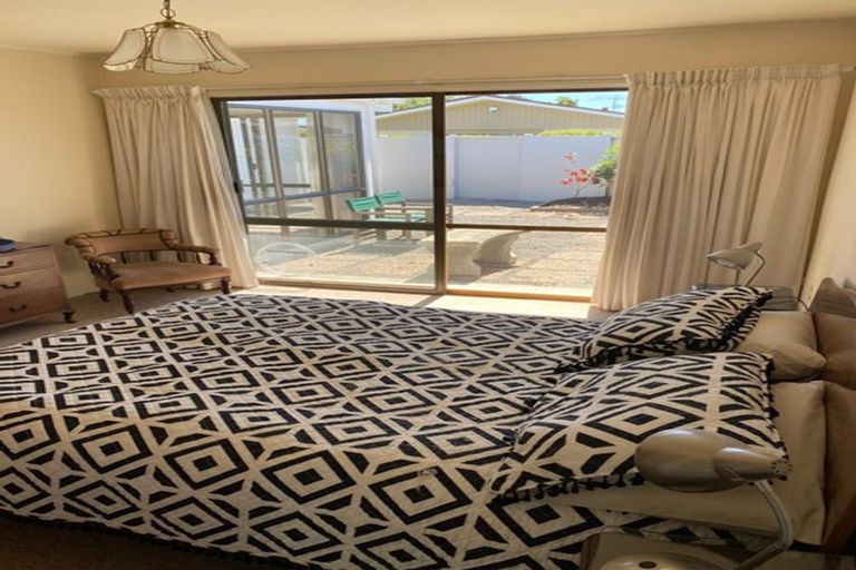 Photo of property in 4 Andrew Street, Waikanae, 5036