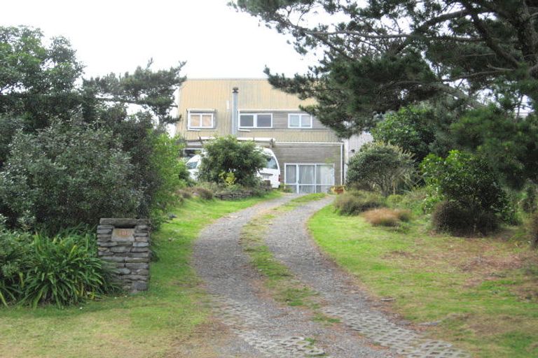 Photo of property in 106 Ocean Beach Road, Tairua, 3508