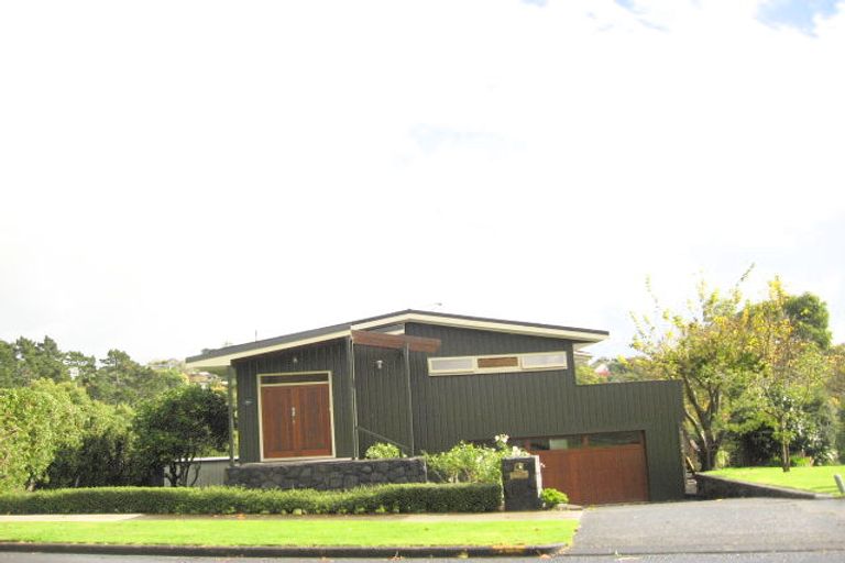Photo of property in 40 Cheriton Road, Mellons Bay, Auckland, 2014