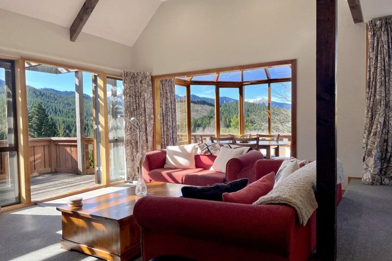 Photo of property in 90 Chalet Crescent, Hanmer Springs, 7334