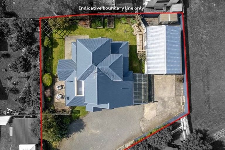 Photo of property in 22 Granville Street, Silverstream, Upper Hutt, 5019