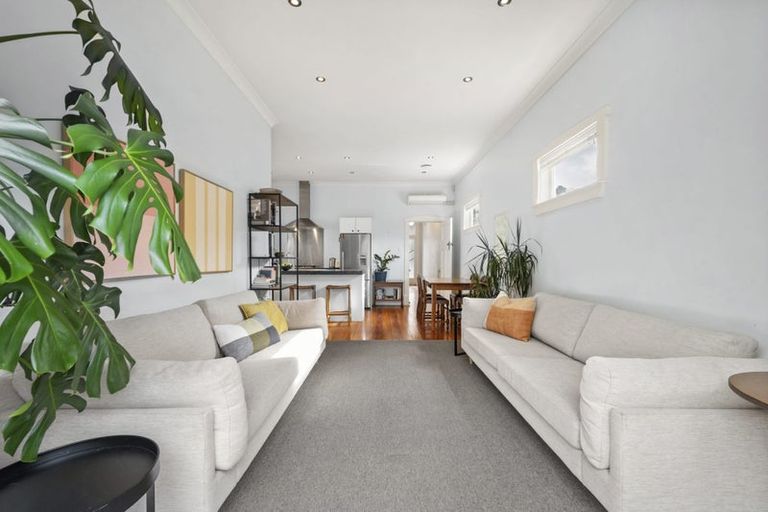 Photo of property in 99a Freyberg Street, Lyall Bay, Wellington, 6022