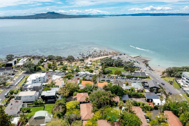 Photo of property in 5 Alison Avenue, Takapuna, Auckland, 0622