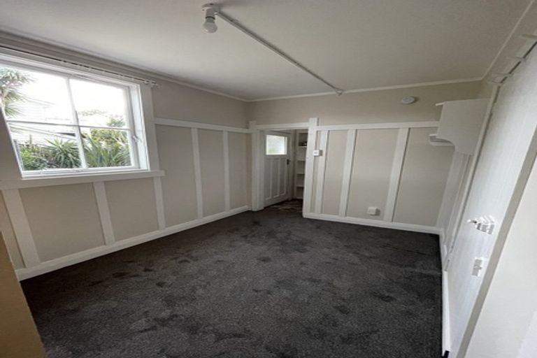 Photo of property in 15 Queens Parade, Devonport, Auckland, 0624
