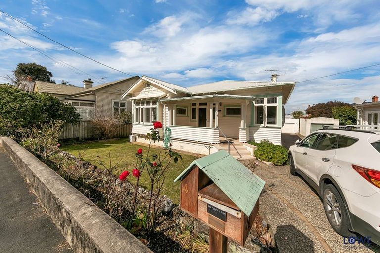 Photo of property in 4 Rattray Street, Devonport, Auckland, 0624