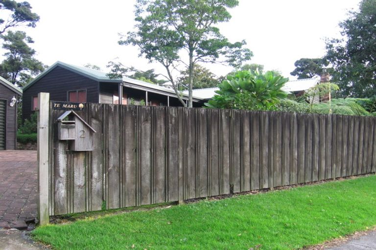 Photo of property in 2 Waipuia Place, Greenhithe, Auckland, 0632