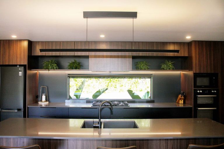 Photo of property in 7 Kohatu Boulder Way, Welbourn, New Plymouth, 4310