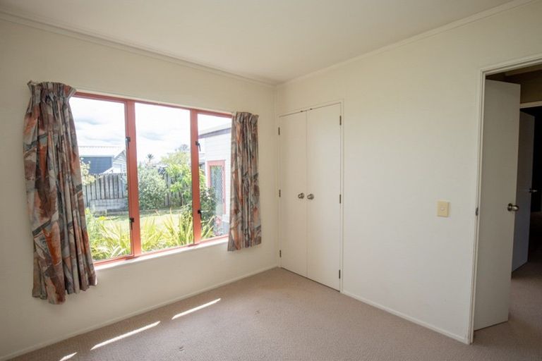 Photo of property in 50 Darlington Street, Ngatea, 3503