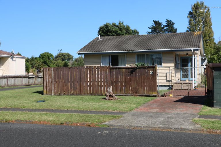 Photo of property in 8 Huia Street, Waiuku, 2123