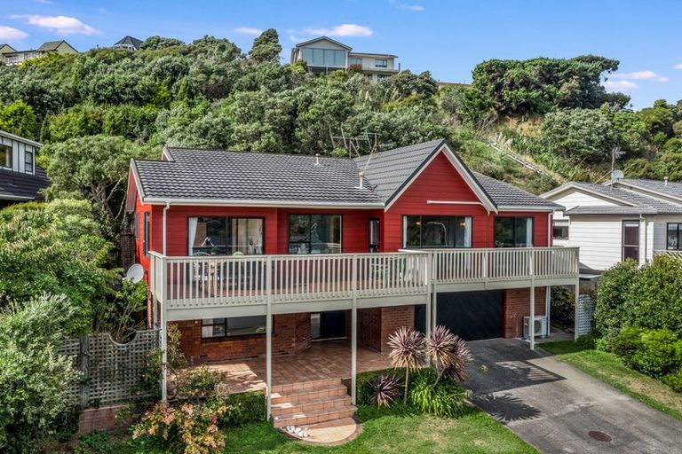 Photo of property in 57 Leeward Drive, Whitby, Porirua, 5024