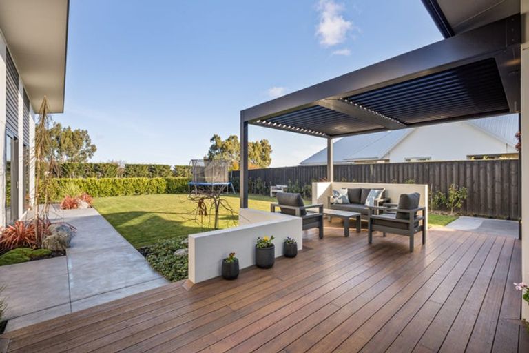 Photo of property in 32 Ardrossan Way, Tai Tapu, 7672