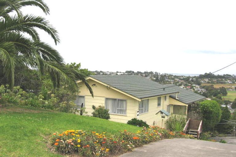 Photo of property in 259 Sunset Road, Sunnynook, Auckland, 0632