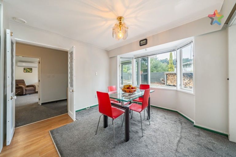 Photo of property in 60 Kairimu Street, Stokes Valley, Lower Hutt, 5019