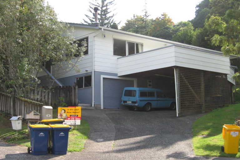 Photo of property in 15 Newstead Avenue, Browns Bay, Auckland, 0632