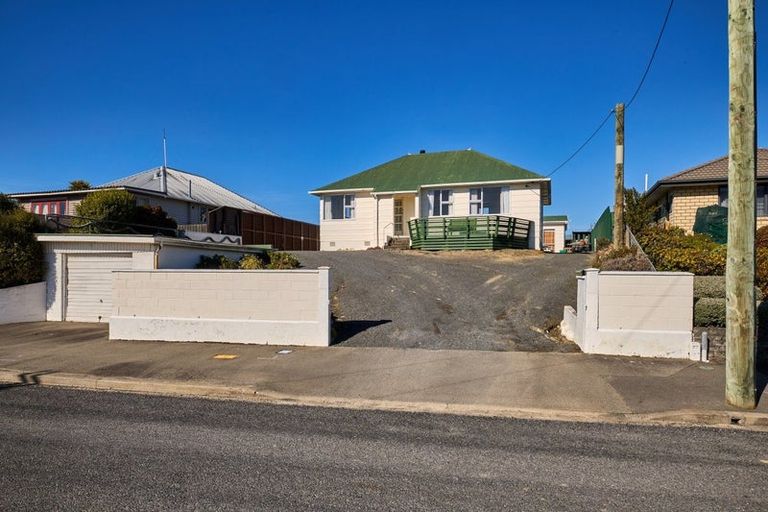 Photo of property in 19 Ludstone Road, Kaikoura, 7300