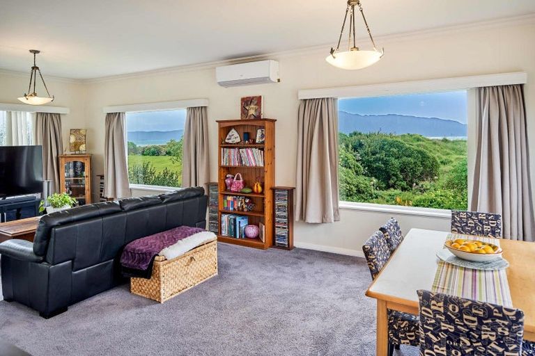 Photo of property in 159a Manly Street, Paraparaumu Beach, Paraparaumu, 5032