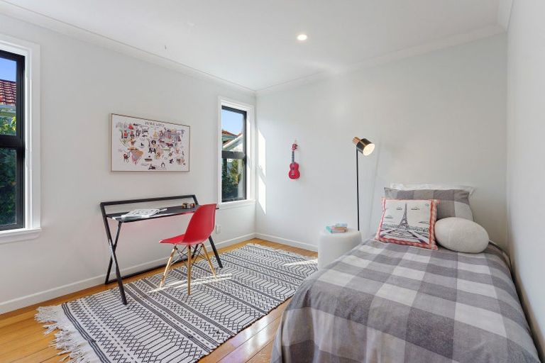 Photo of property in 79 Marine Parade, Paraparaumu Beach, Paraparaumu, 5032