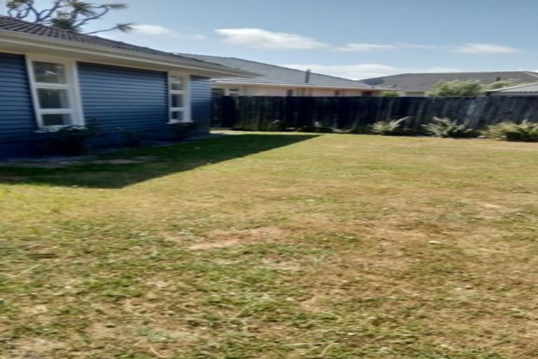 Photo of property in 38 Pembroke Street, Avondale, Christchurch, 8061