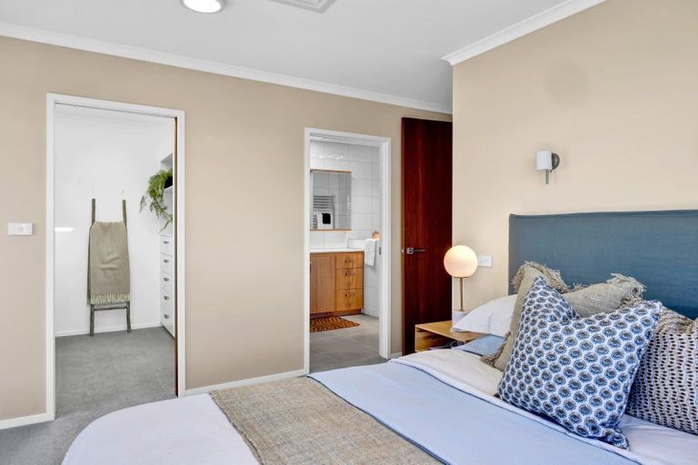 Photo of property in 1a French Street, Moturoa, New Plymouth, 4310