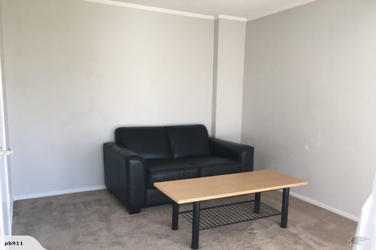 Photo of property in 64 Mayfair Crescent, Mairangi Bay, Auckland, 0630