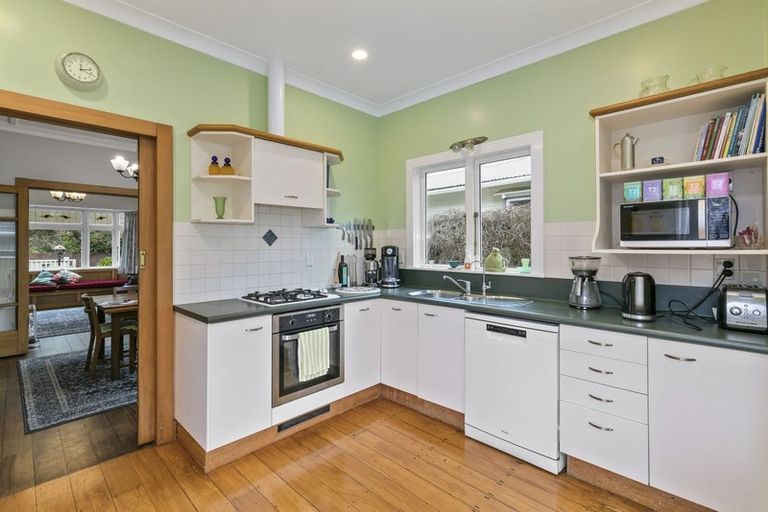 Photo of property in 61 Puriri Street, Woburn, Lower Hutt, 5010