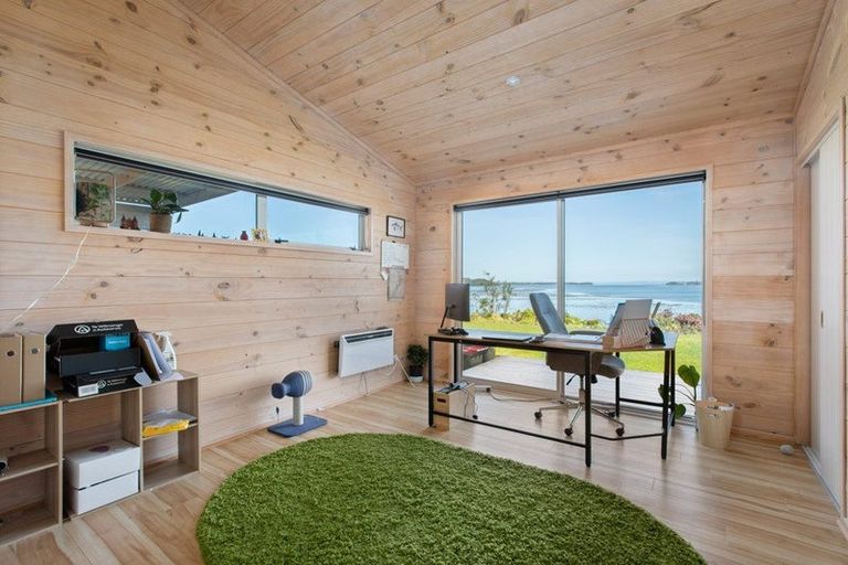 Photo of property in 28 Sandleigh Drive, Athenree, Katikati, 3177