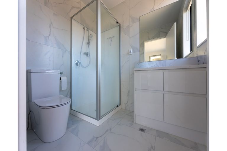 Photo of property in 34 Seafarer Crescent, Stanmore Bay, Whangaparaoa, 0932