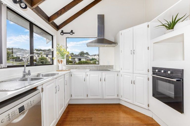 Photo of property in 1 Thurso Grove, Papakowhai, Porirua, 5024