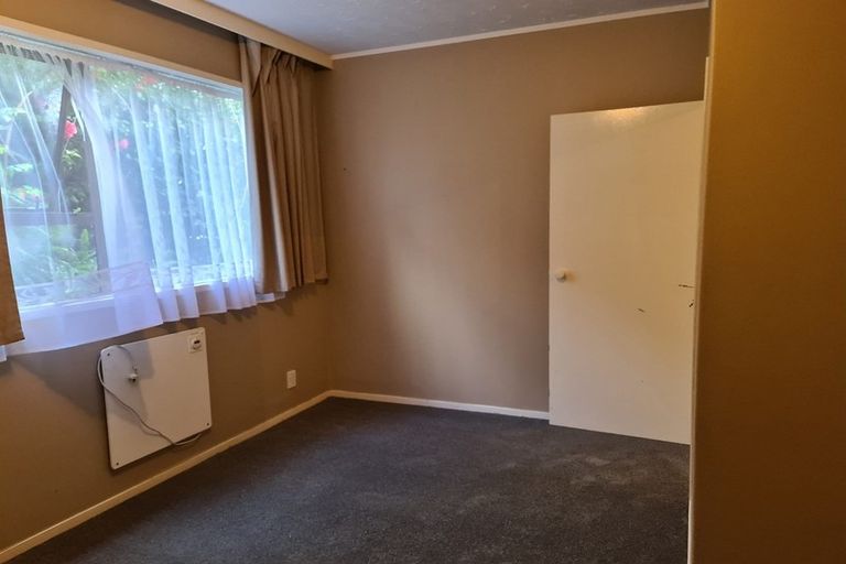 Photo of property in 8a Moera Place, Stanmore Bay, Whangaparaoa, 0932